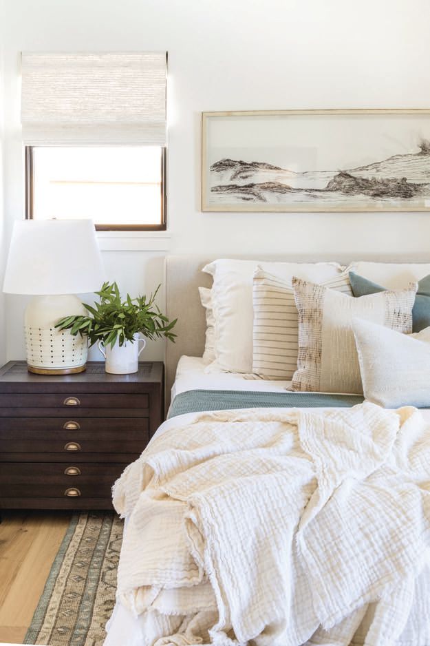 Soothing and welcoming guest bedroom. PHOTOGRAPHED BY VANESSA LENTINE